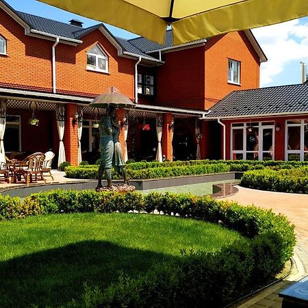 Заміський Комплекс Grand Prix Tsyurupynsk Exterior foto