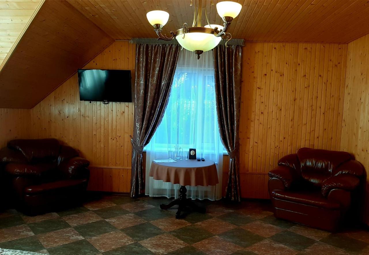 Заміський Комплекс Grand Prix Tsyurupynsk Exterior foto